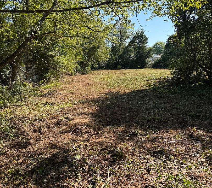 1st image of Lake Dr