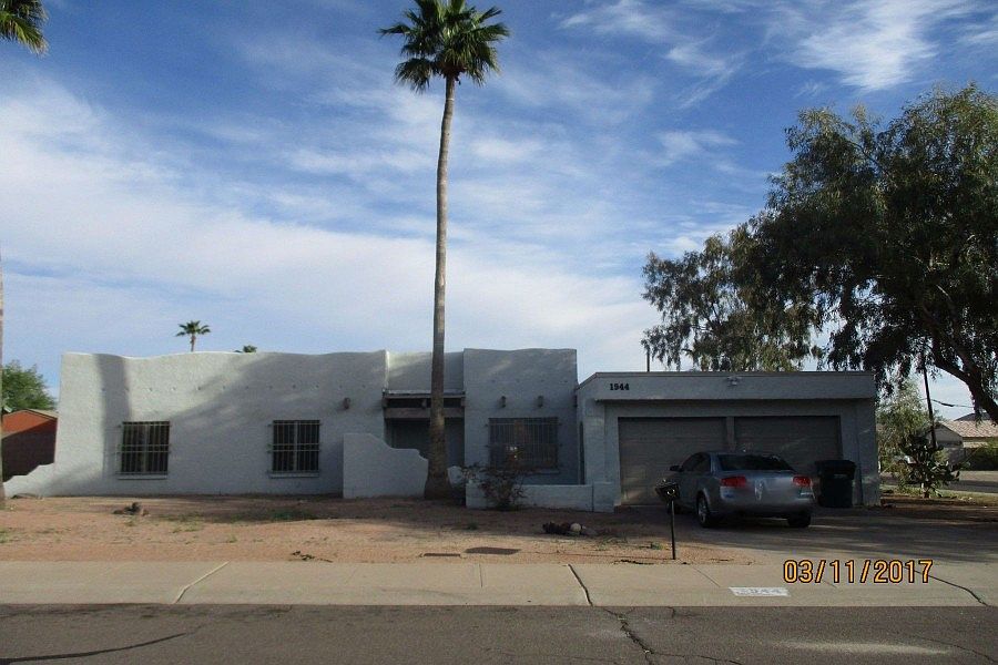 1st image of 1944 E Desert Dr