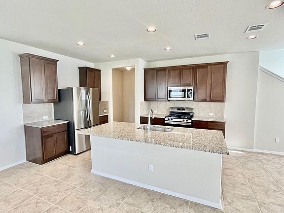 3rd image of 111 Living Reef Dr