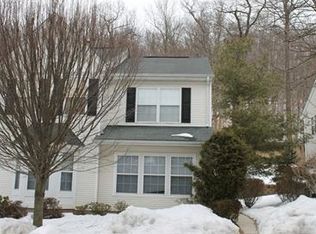 323 Enclave Ln, Bedminster, NJ 07921