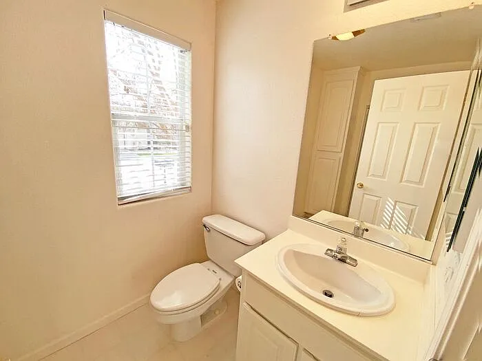 5821 Killarney Cir — Photo 7