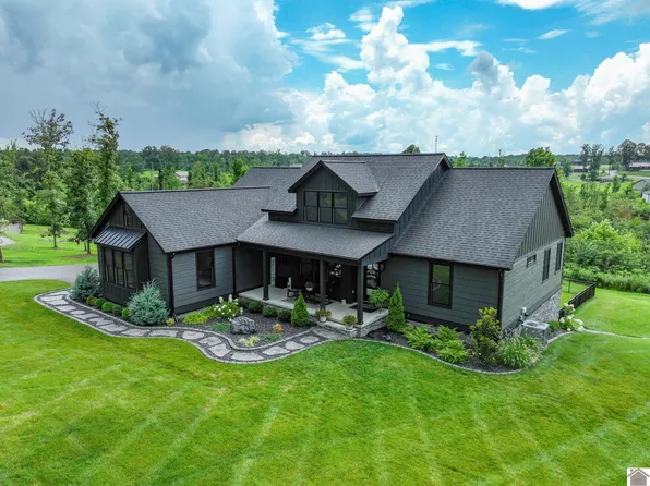 137 Estates Dr, Gilbertsville, KY 42044