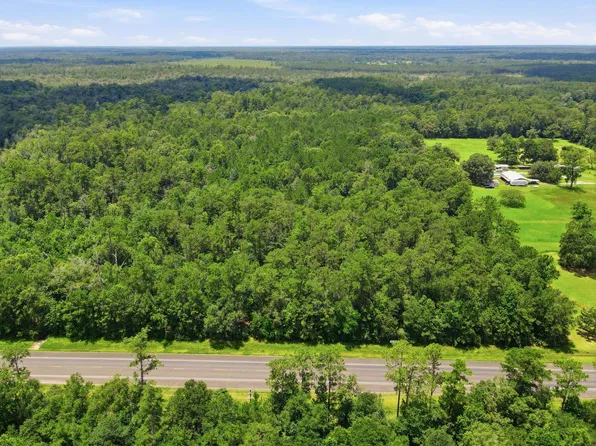 3020 Fm 105, Buna, TX 77612