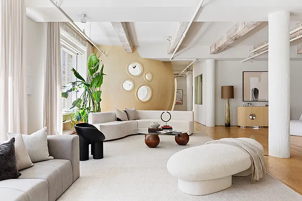 Rented by Compass | media 10