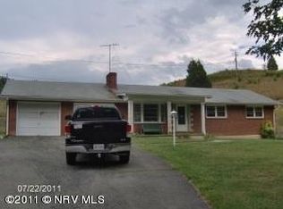 2526 Pilot Rd, Christiansburg, VA 24073