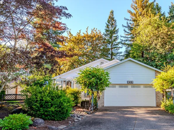 525 E Mill Stream Woods, Stayton, OR 97383