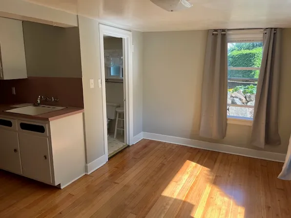 314 N Stadium Way, Tacoma, WA 98403