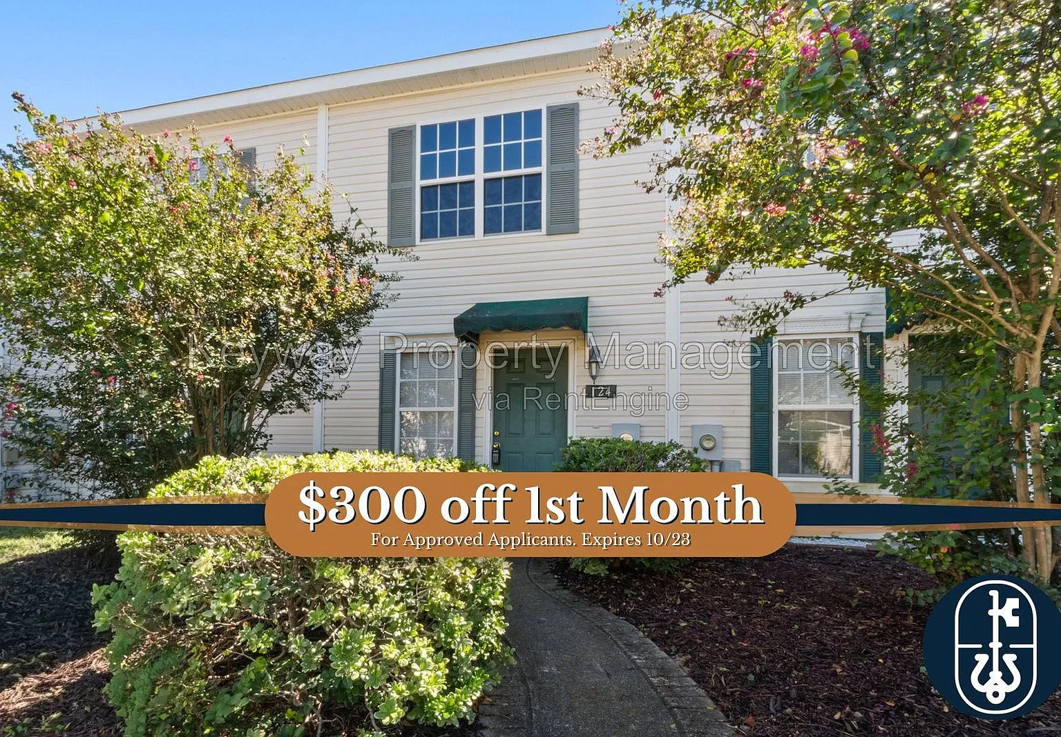 2 bed, 1.5 bath, 1120 sqft, $1,300 — Photo 1