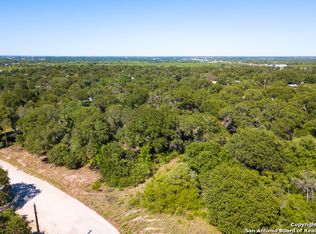 811 County Road 6851, Lytle, TX 78052
