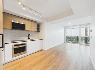 10448 University Dr #3111, Surrey, BC V3T 0S7
