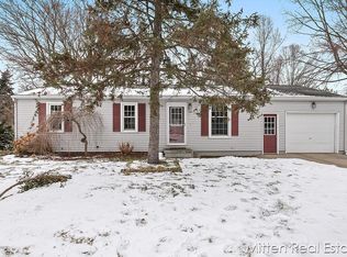 195 Brandywyne Dr NW, Comstock Park, MI 49321