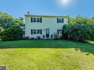 300 Center St, Enola, PA 17025