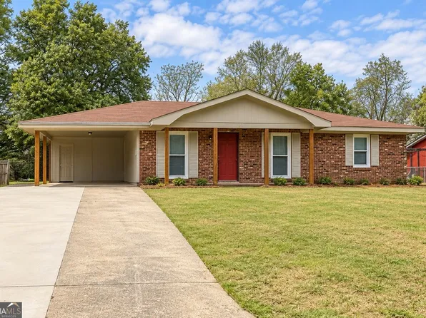 303 Utah Ave, Warner Robins, GA 31093