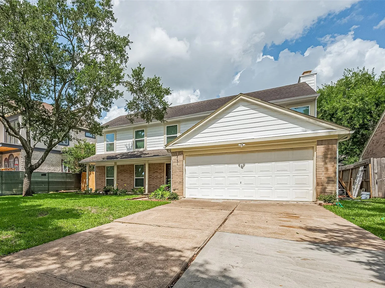 4 bed, 2.5 bath, 2316 sqft, $2,450 — Photo 2