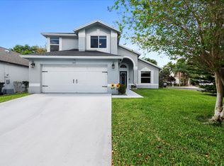 360 Hammocks Trl, Greenacres, FL 33413