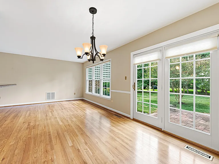 1432 Filene Ct — Photo 7