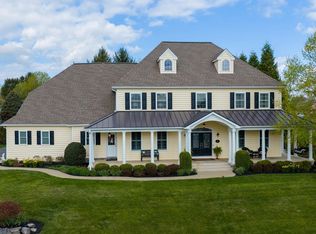517 Wheatfield Dr, Lititz, PA 17543