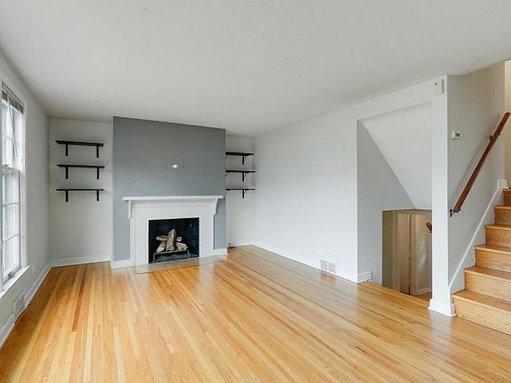 3rd image of 3617 W 54th St #3617