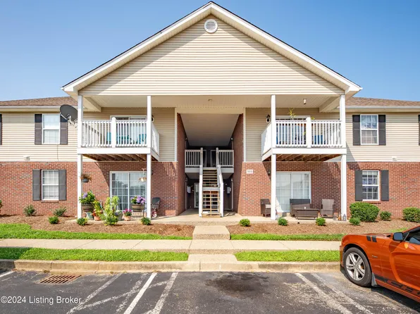 169 Central Blvd APT 40, Mount Washington, KY 40047