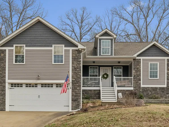 111 Dylark Dr, Waverly, TN 37185