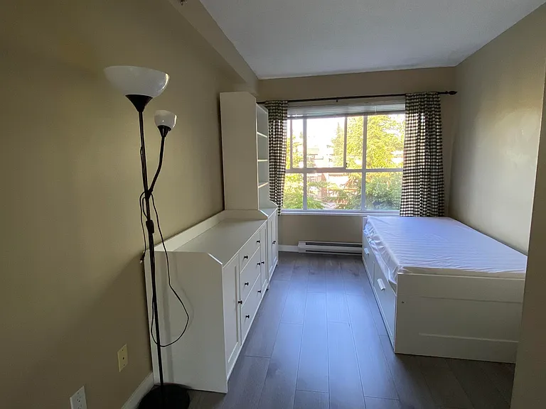 528 Rochester Ave #612 — Photo 2
