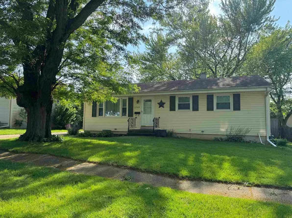 1719 Maple Ave, Belvidere, IL 61008