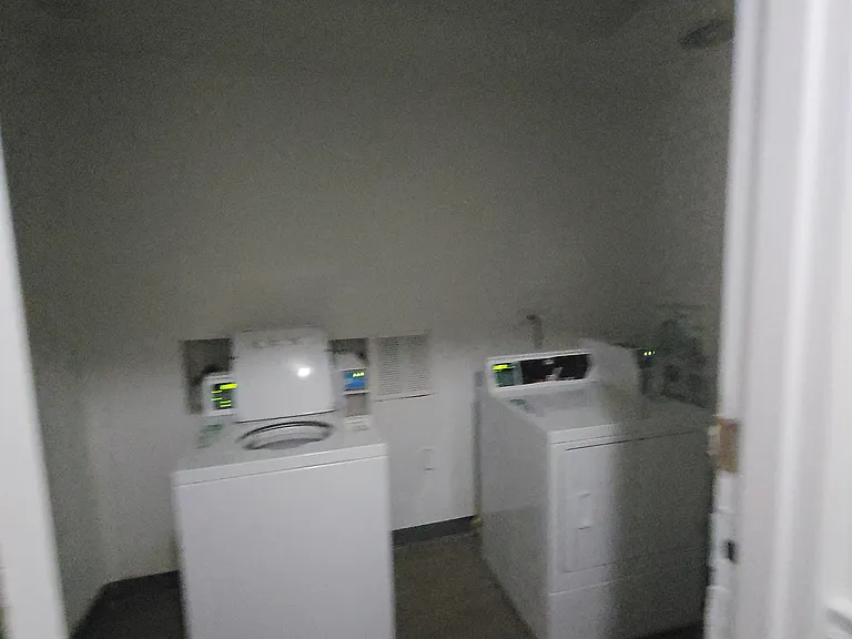 6211 N Kenmore Ave #501 — Photo 9