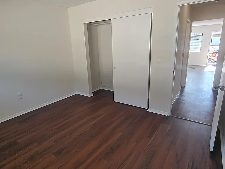 7831 Ellis Ave #4 — Photo 11