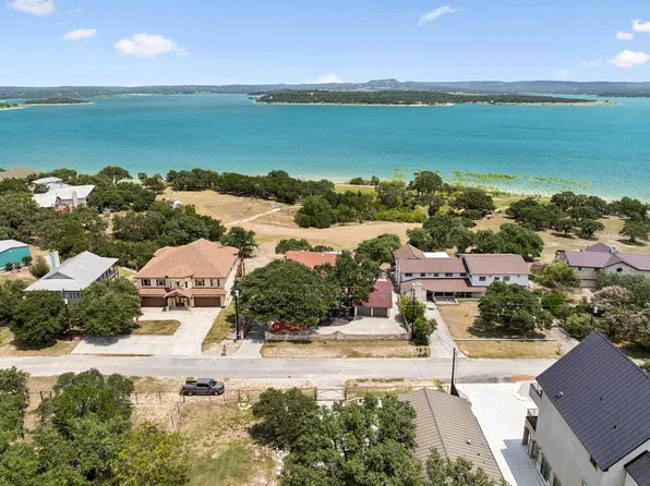 408 Edge Hill Drive, Canyon Lake, TX 78133