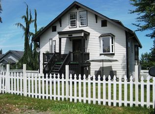 915 W 17th St, Port Angeles, WA