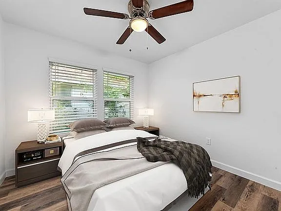 1610 Antoine Dr — Photo 18