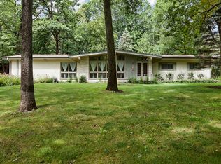 1314 Woodland Ct W, Riverwoods, IL