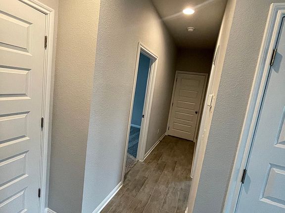 3rd image of 12405 Zenyatta Dr