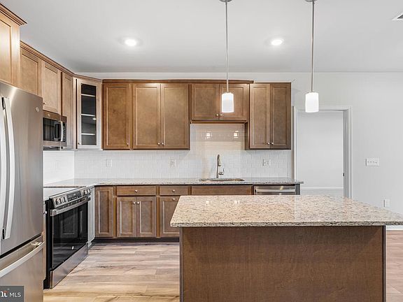 2nd image of 4003 Seaside Alder Rd #204