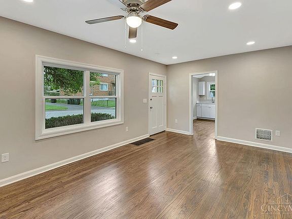 3rd image of 253 Ohio Ave