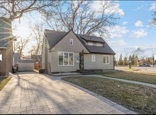 104 Riverbend Cres, Winnipeg, MB R3J1K1