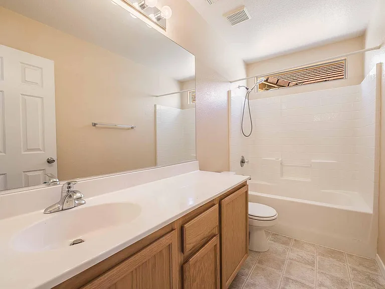 2921 Bayliner Ave — Photo 24