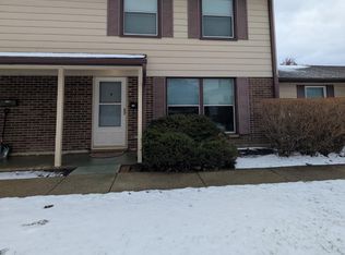 780 Leicester Rd, Elk Grove Village, IL 60007