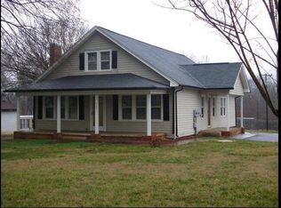 524 Friendship Cross St, N Wilkesboro, NC 28659