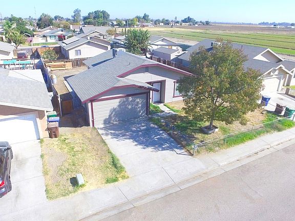 3rd image of 20220 6th St