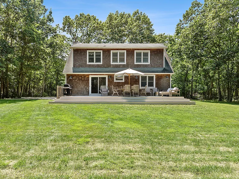 31 Northview Dr — Photo 2