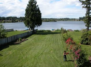7019 Lake Ballinger Way, Edmonds, WA 98026