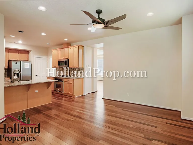 770 NE 72nd Ave — Photo 10