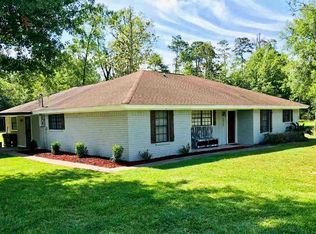 5092 Len Dr, Orange, TX 77632