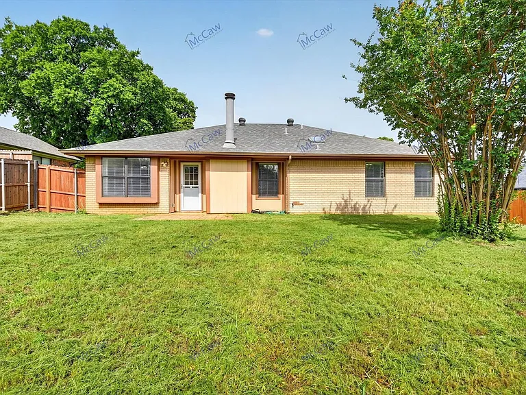 2607 Parkview Dr — Photo 16