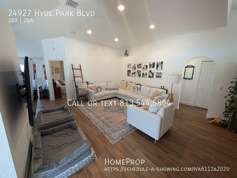 24927 Hyde Park Blvd — Photo 2