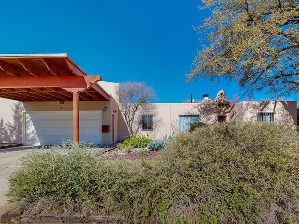 713 Wellesley Dr NE, Albuquerque, NM 87106