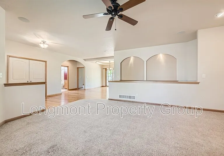 6288 Sage Ave — Photo 3