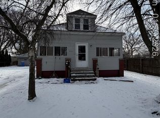 25729 Ross St, Dearborn Heights, MI 48125