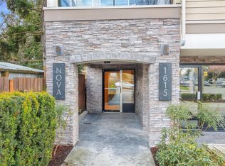 1615 Bay St #303, Victoria, BC V8R2B7